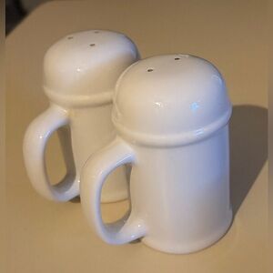 Large Rangetop Salt & Pepper Shaker Set
